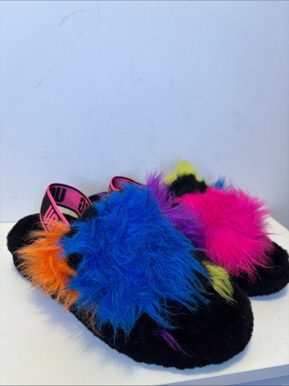 Uggs Fluff yeah party spots Slip-On Black with Bright Multicolor 8